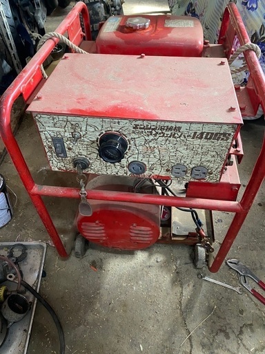 ウェルダー　発電機　エンジン溶接機　デンヨー　140 GS