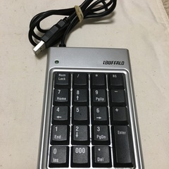 【値下げしました！】 BUFFALO　USB接続テンキーボード　...