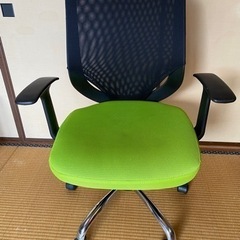 【引取り予定者決定】メッシュ素材　椅子