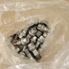 最終値下げ!!  Volkswagen polo タイヤ、ホイール