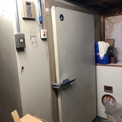 業務用大型冷藏庫幅1800x奥く1900x高さ1900