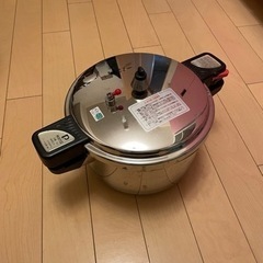 値下げしました！　パール金属　圧力鍋　6ℓ H-5112