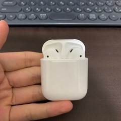 AirPods 第一世代　左の方電池が悪い