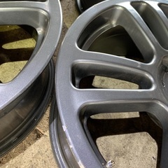 値下げ！RAYSベスタ7J-17／4穴PCD114..3+42