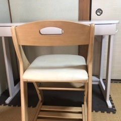 【ネット決済】勉強机と椅子のセット　色はアイボリー