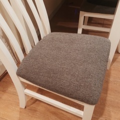 引き渡し予定あり　使用期間1年　ダイニングテーブル　セット