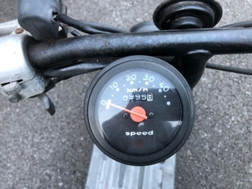 再出品・SUZUKIチョイノリSS・メーター上の走行距離が395キロで5年の間に倉庫に保管されていた車両・レストアベース 再出品・SUZUKIチョイノリSS・メーター上の走行距離が395キロで5年