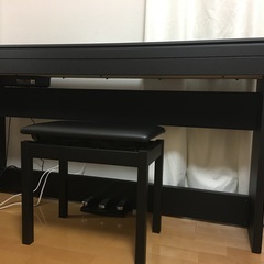 新品に近いKORG LP-380 電子ピアノと専用の椅子をセット...
