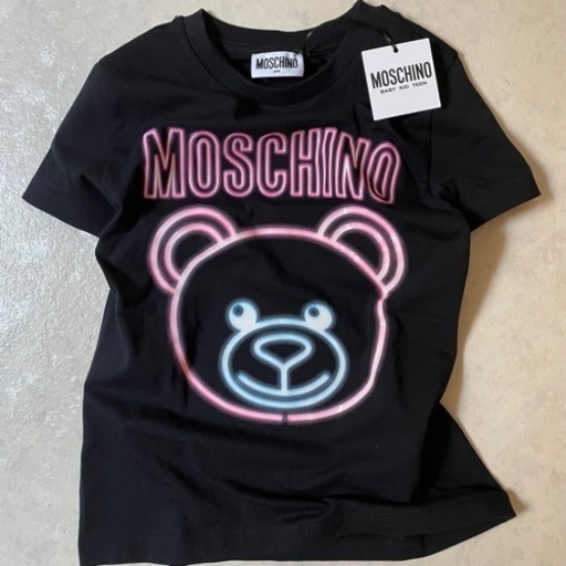 《国内販売価格15,900円》MOSCHINOモスキーノ キッズ 新品 タグ付きTシャツ 8A / 128