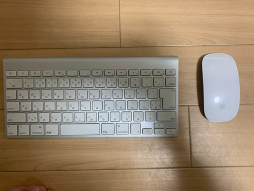 iMac 2013 21.5インチ型 マウスキーボード付き