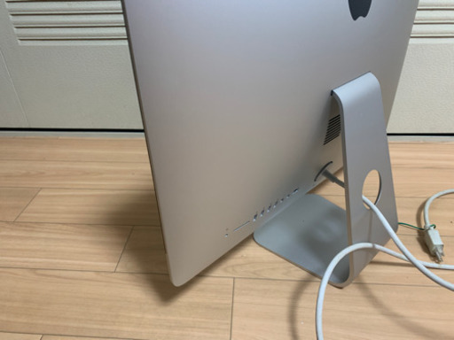 iMac 2013 21.5インチ型 マウスキーボード付き