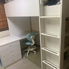 IKEAロフトベッド 机 クローゼット一体型