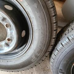 トラック　タイヤほぼ新品同様　195/80/15　2本