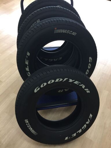 GOO YEAR EAGL#1 最高 NASCAR195/80R15 ﾎﾜｲﾄﾚﾀｰ中古ﾀｲﾔ売ります 
