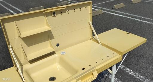 取引完了！コンパクト キッチン テーブル シンク付 キャンプ 流し台