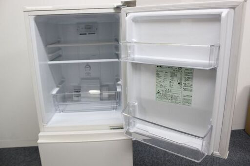 無印良品 MUJI 冷蔵庫 126L 白  MJ‐R13B ４６Ｌ大容量フリーザー 耐熱100℃テーブル 単身者 新生活 2021年製   中古 店頭引取歓迎 R5550)