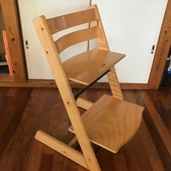 決まりました。STOKKE 木製　子供椅子