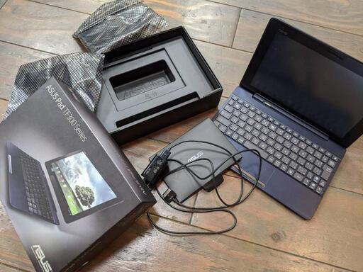ASUS Pad TF300T エイスース タブレット