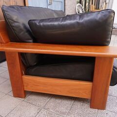 BRUNCH(ブランチ)のオーダーメイドソファ SO-0058-3P 無垢材 W2180木枠ソファ/本革です。チェリー無垢材を使用した格子状のフレームが魅力のレザー3人掛けソファ。ナガノインテリア製。CC223