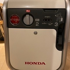 【ネット決済・配送可】★値下げ★【ポータブル発電機】HONDAエ...