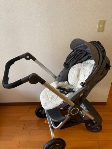 ストッケ　ベビーカー