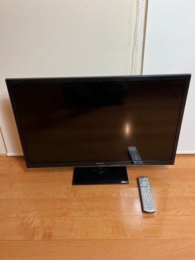 Panasonic 32型　テレビ