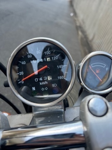 SUZUKI gz125hs オイル、リアタイヤ交換済み