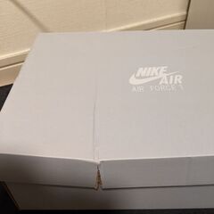 NIKE AIR FORCE1 【23日本日中でしたら9000円】