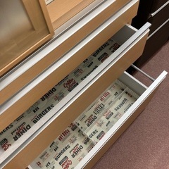 河口家具　食器棚