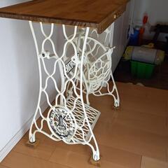 アンティークミシンテーブル②