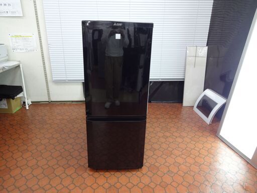 三菱 ノンフロン 冷凍 冷蔵庫 MR-P15ED-KW 2019年 しがない 146L 三菱 ノンフロン 冷凍 冷蔵庫 MR-P15ED-KW 2019年 しがない 146L