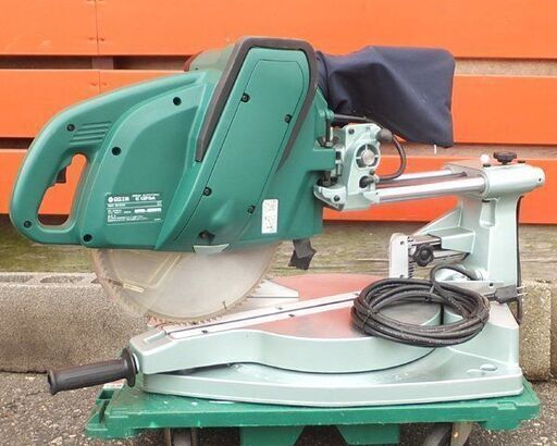 B0319LY 超美品 日立工機 305mm 卓上スライド丸のこ C12FSA 動作品 電動工具 大工道具 B0319LY 超美品 日立工機 305mm 卓上スライド丸のこ C12FSA 動作品