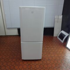 ID 009141 冷蔵庫 2ドア 三菱 146L018年製 MR－P15ED－KW