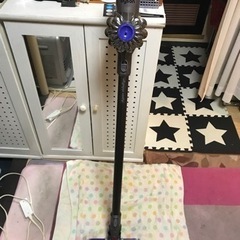 dyson コードレスクリーナー V6 fluffy+