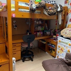 子供用ベット付き学習机