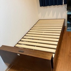 木製シングルベッド　フレーム