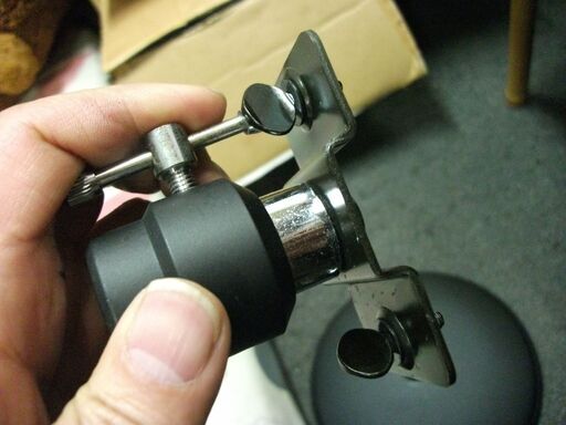 BOSE スピーカー101MM2個と1705Ⅱアンプと純正パンスタンドGMA-3・3W 2本