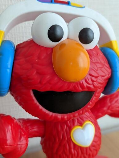 米国発売版 英語で歌って踊るエルモ セサミストリート レッツダンス ねこち 武蔵新城のおもちゃ 知育玩具 の中古あげます 譲ります ジモティーで不用品の処分