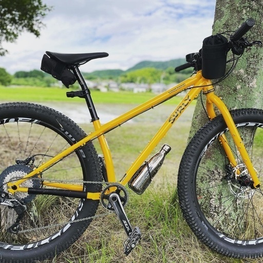 Surly カラテモンキー　XSサイズ　イエロー Surly カラテモンキーXSサイズイエロー