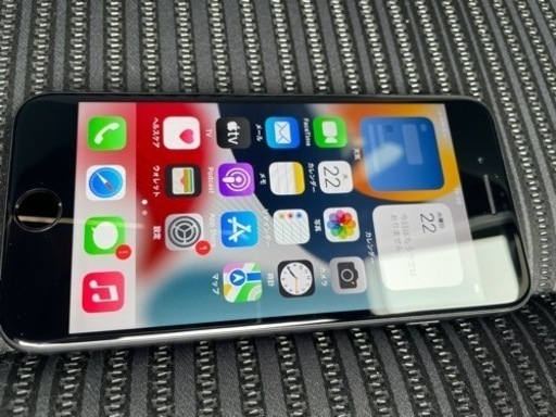 iPhone SE(第二世代)256GB白または黒 iPhone SE(第二世代)256GB白または黒