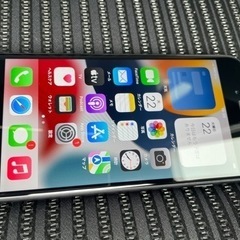 iPhone SE（第二世代）256GB白または黒