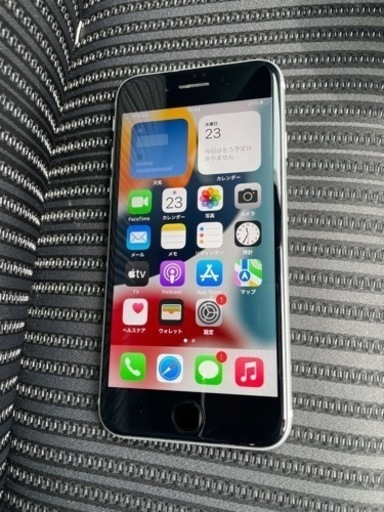 iPhone SE(第二世代)256GB白または黒 iPhone SE(第二世代)256GB白または黒