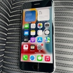 iPhone SE（第二世代）256GB白または黒