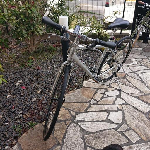 取引中  クロスバイク  GIANT エスケープ R3  シルバー  700C 自転車