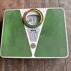 旧式の体重計