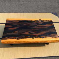 座卓　しっかりしたつくり　木目、表面のつやが美しい　和室 古民家 レトロ 