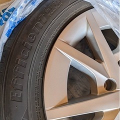 プリウスα 純正16インチ グッドイヤー 22年 タイヤホイール 4本