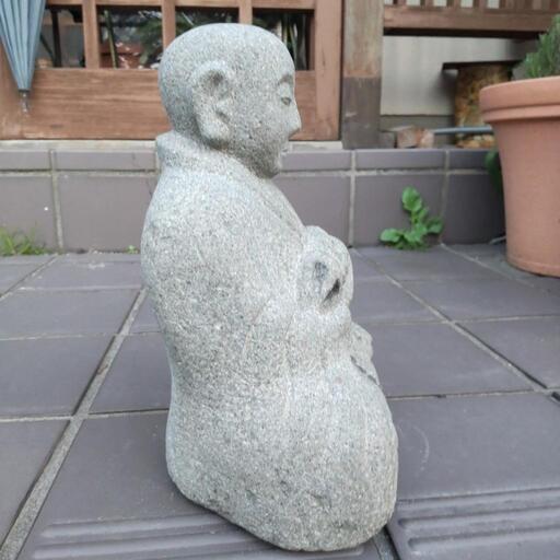 弘法大志さんの石像です値下げします