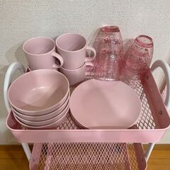【美品】イケアの食器（ピンク）