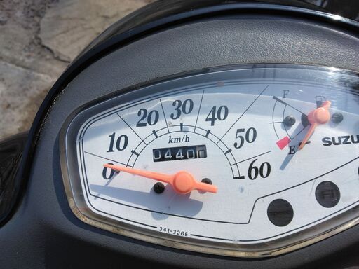 ⭐スズキレッツ4　CA45A　黒　FI車　リアキャリア付きモデル　メーター白パネル ⭐スズキレッツ4 CA45A 黒 FI車 リアキャリア付きモデル メーター白